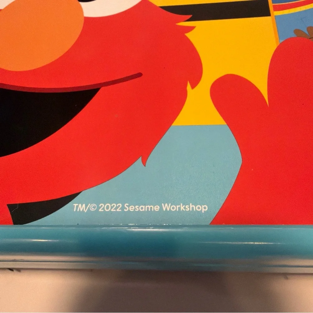 Sesame Street Character Puzzle Set - Red and Blue 2022 Elmo talks‎ and sings